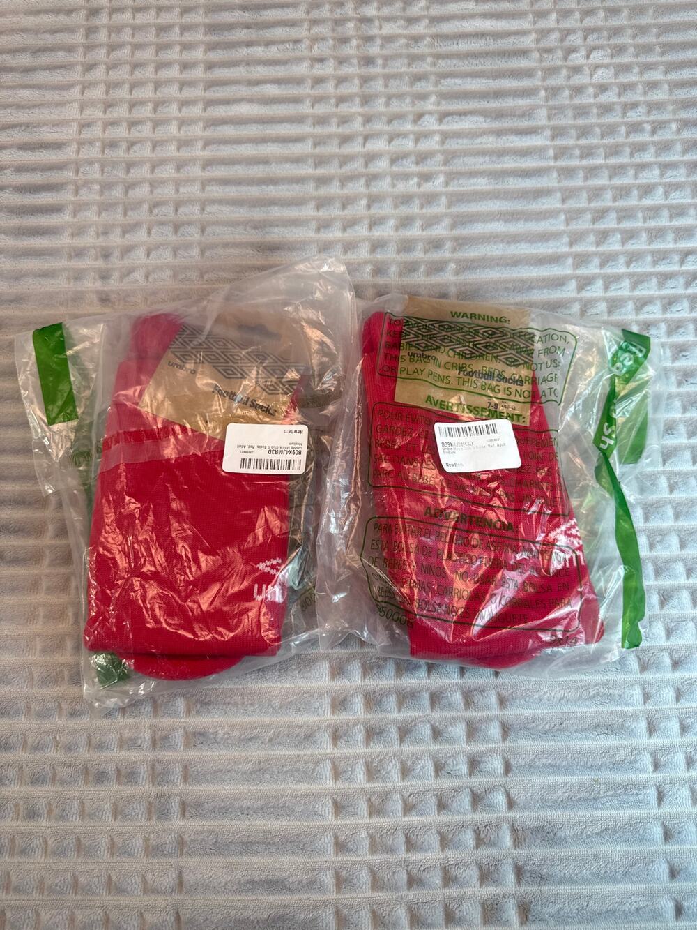 New Bundle  2 Red  Umbro Soccer Socks  Umbro Football Mens Club Socks Size 8-10